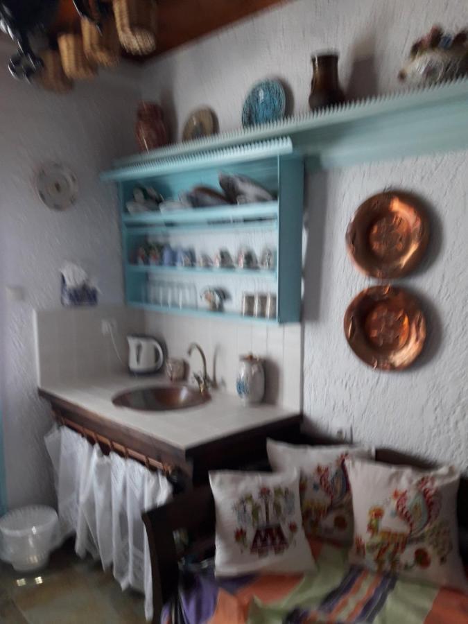 Nyfes Traditional Boutique Frosyni Skyros Exterior photo